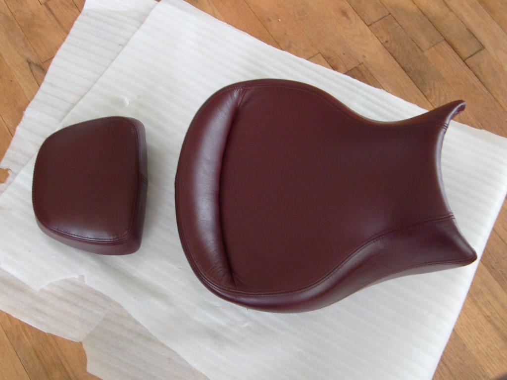 Bmw r1200c seats